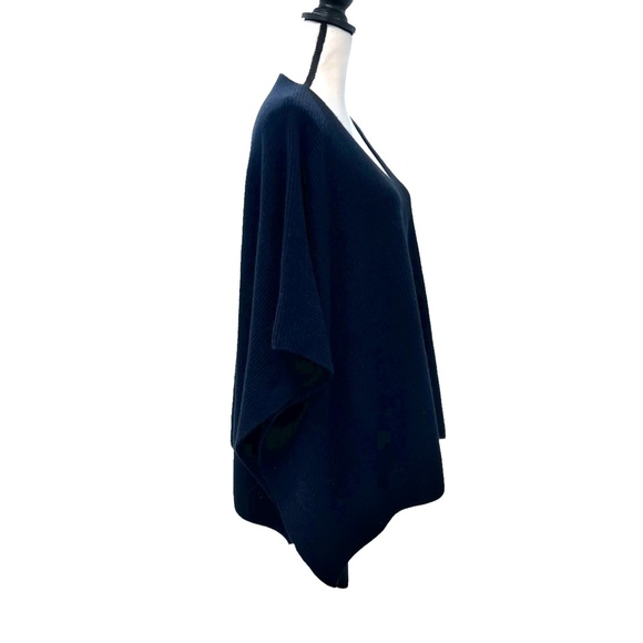 VINCE BLACK RIBBED KNIT CASHMERE SHORT SLEEVE V NECK PONCHO SWEATER - Picture 5 of 15